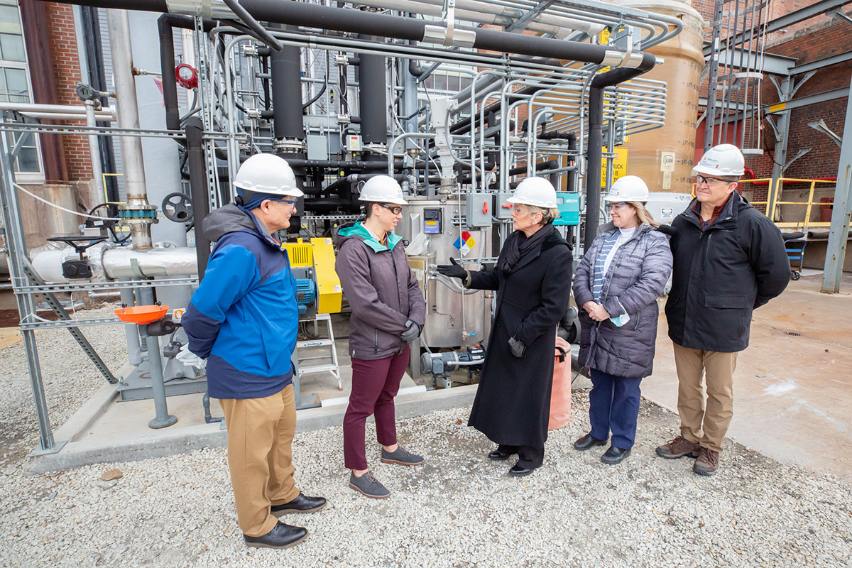 U.S. Secretary of Energy Granholm tours PRI's sustainable energy projects.